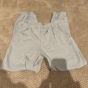 brandy melville rosa sweats